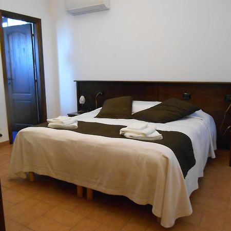 Bed & Breakfast Giardini Di Marzo レッチェ エクステリア 写真
