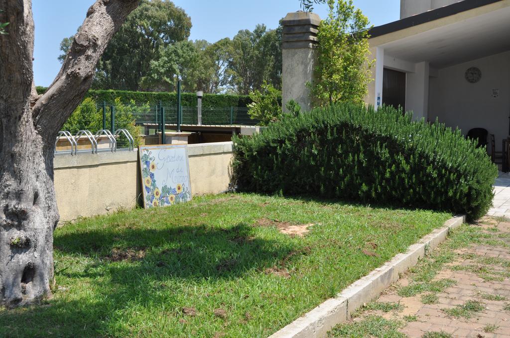 Bed & Breakfast Giardini Di Marzo レッチェ エクステリア 写真